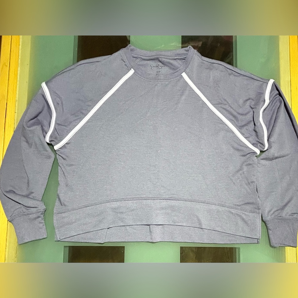 Jessica Simpson Active Women’s S Grey Pullover Sweatshirt